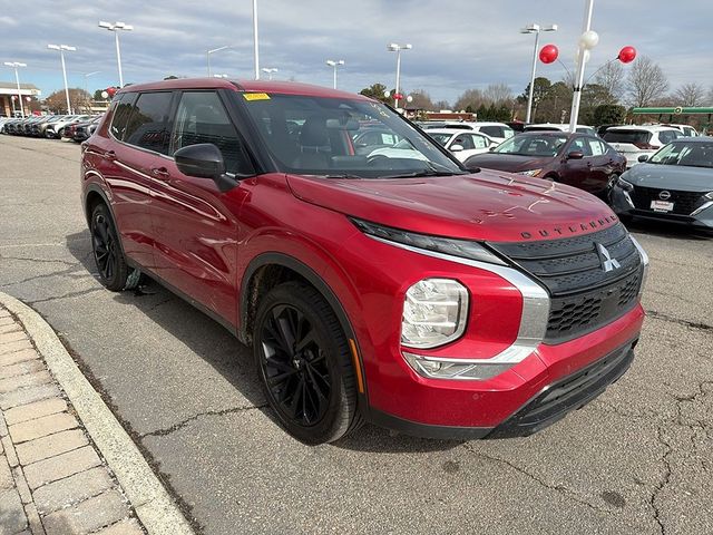 2023 Mitsubishi Outlander SE Black Edition
