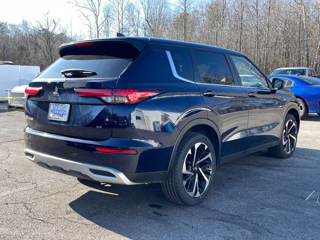 2023 Mitsubishi Outlander SE Black Edition