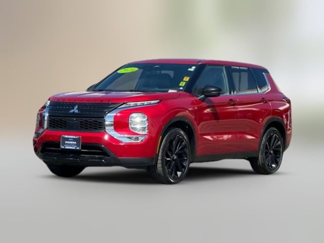 2023 Mitsubishi Outlander SE Black Edition
