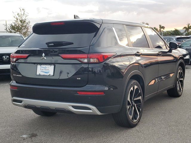 2023 Mitsubishi Outlander SE Black Edition