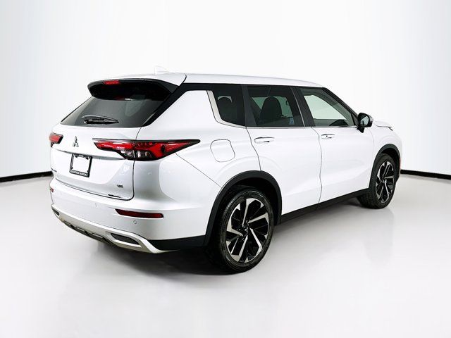 2023 Mitsubishi Outlander SE Black Edition