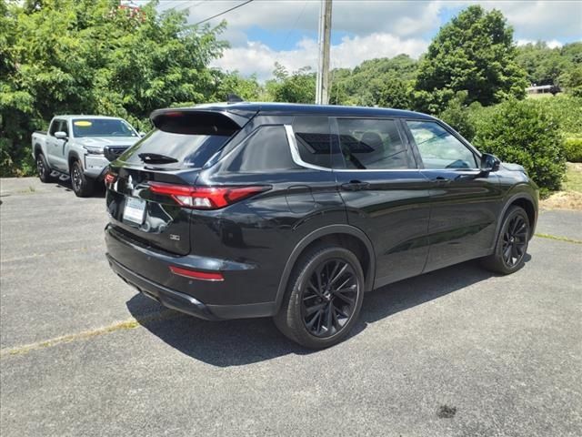 2023 Mitsubishi Outlander SE Black Edition