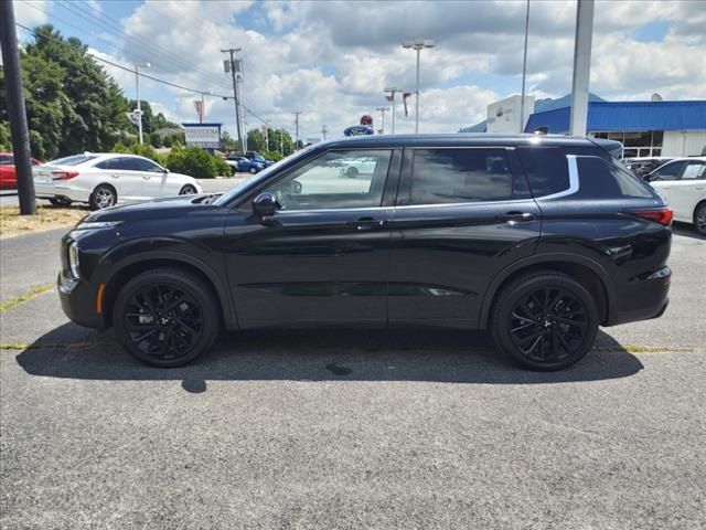 2023 Mitsubishi Outlander SE Black Edition