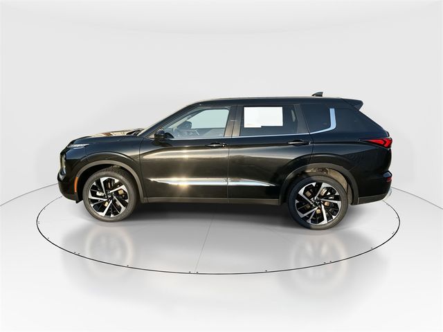 2023 Mitsubishi Outlander SE Black Edition