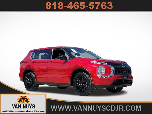2023 Mitsubishi Outlander SE Black Edition