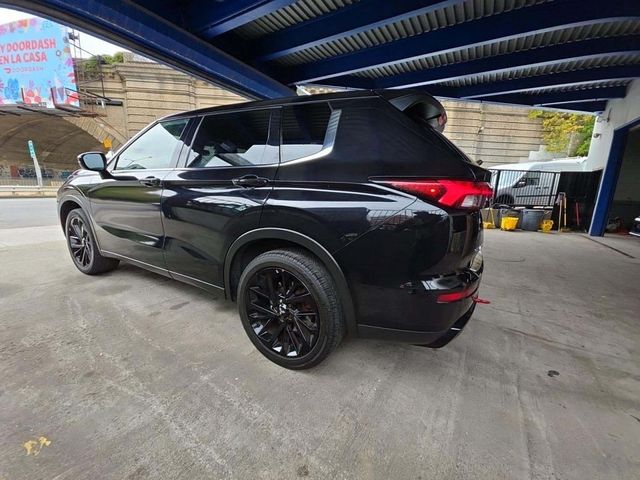 2023 Mitsubishi Outlander SE Black Edition