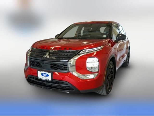 2023 Mitsubishi Outlander SE Black Edition