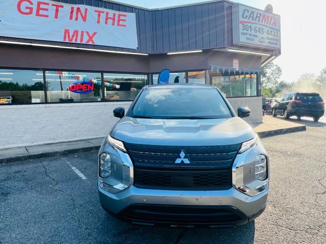 2023 Mitsubishi Outlander SE Black Edition