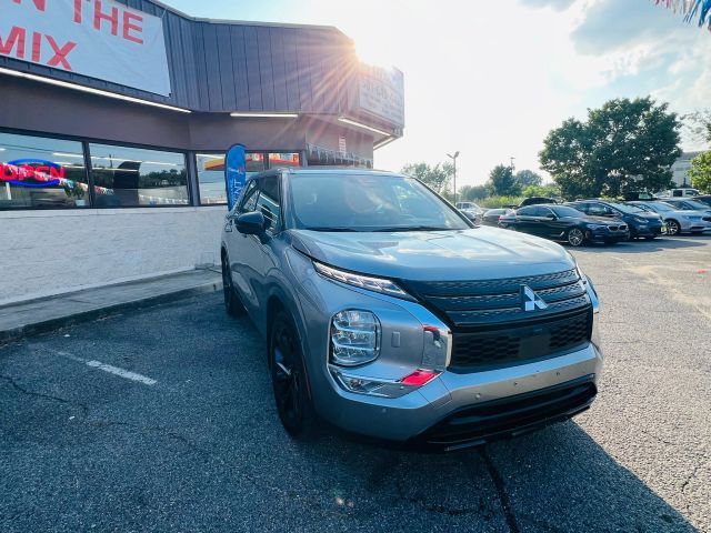 2023 Mitsubishi Outlander SE Black Edition
