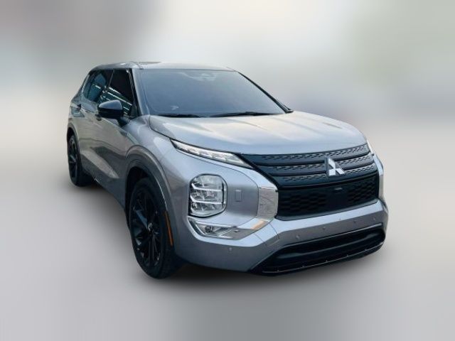 2023 Mitsubishi Outlander SE Black Edition