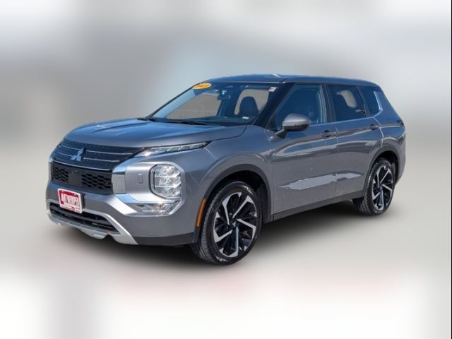 2023 Mitsubishi Outlander SE Special Edition