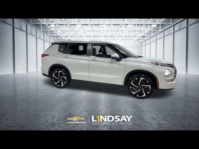 2023 Mitsubishi Outlander 