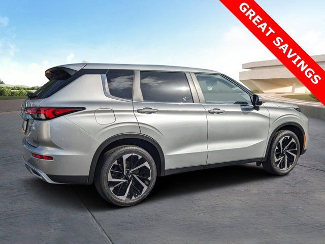 2023 Mitsubishi Outlander SE Special Edition