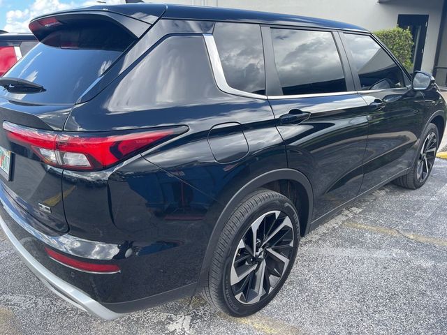 2023 Mitsubishi Outlander SE Special Edition