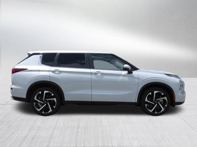 2023 Mitsubishi Outlander SE Special Edition