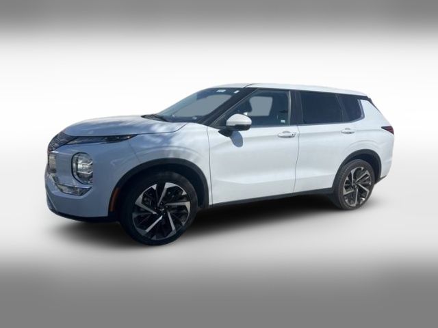 2023 Mitsubishi Outlander SE Special Edition