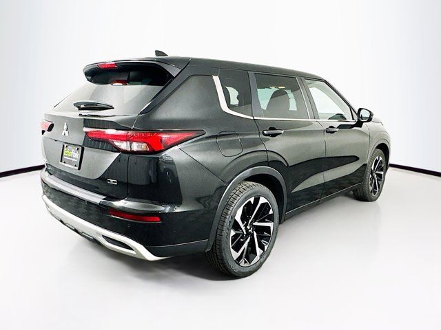 2023 Mitsubishi Outlander SE Special Edition