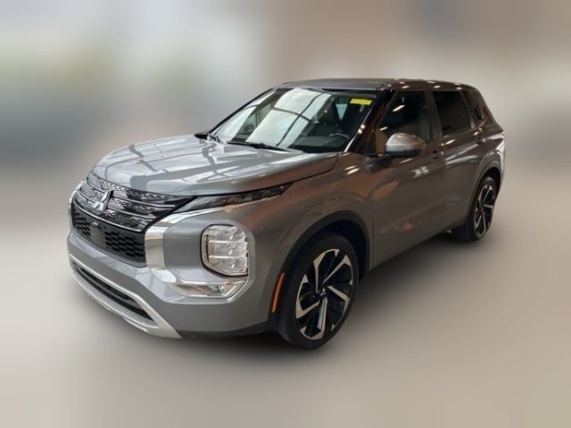 2023 Mitsubishi Outlander SE Special Edition