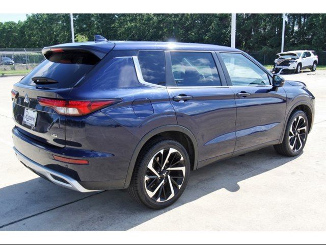 2023 Mitsubishi Outlander SE Special Edition