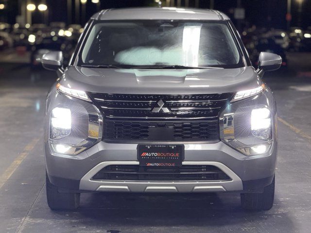 2023 Mitsubishi Outlander SE Special Edition