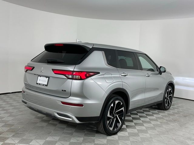 2023 Mitsubishi Outlander SE Special Edition