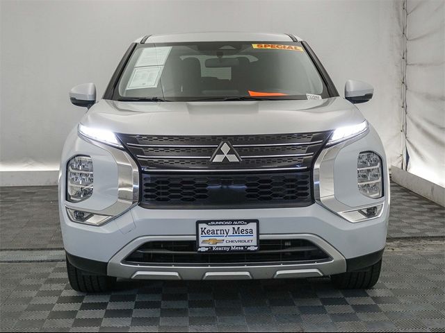 2023 Mitsubishi Outlander SE Special Edition