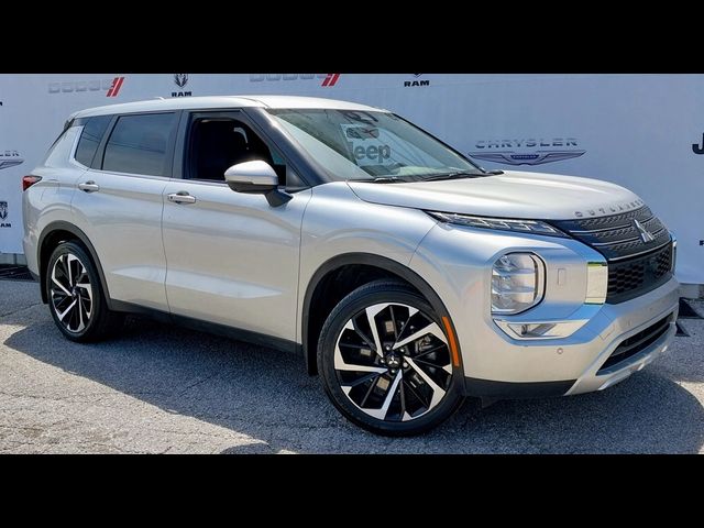 2023 Mitsubishi Outlander SE Special Edition
