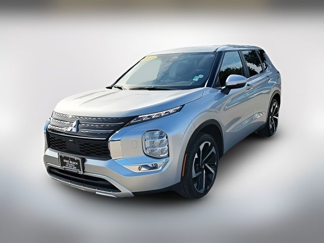 2023 Mitsubishi Outlander SE Special Edition