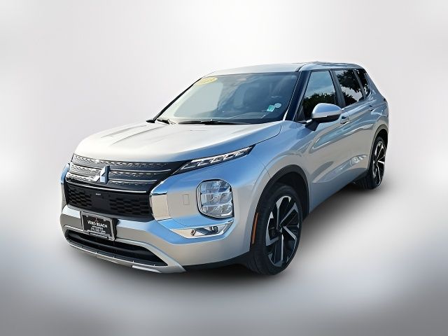 2023 Mitsubishi Outlander SE Special Edition