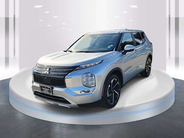 2023 Mitsubishi Outlander SE Special Edition