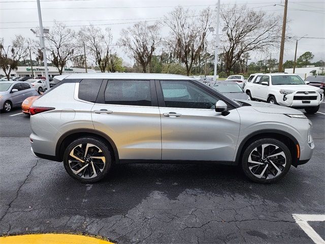 2023 Mitsubishi Outlander SE Special Edition