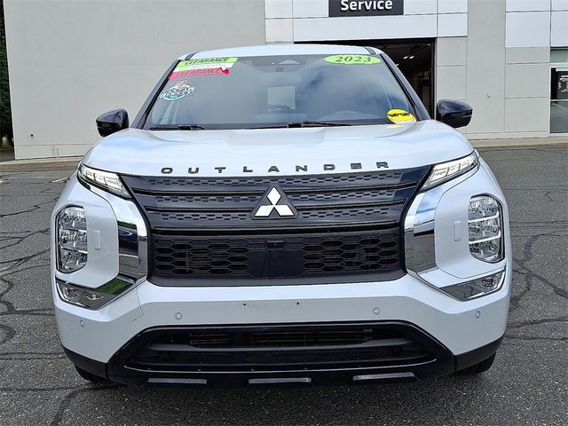 2023 Mitsubishi Outlander SE Special Edition