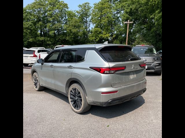 2023 Mitsubishi Outlander SE Special Edition