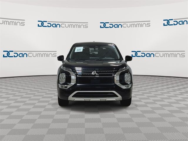 2023 Mitsubishi Outlander SE Special Edition