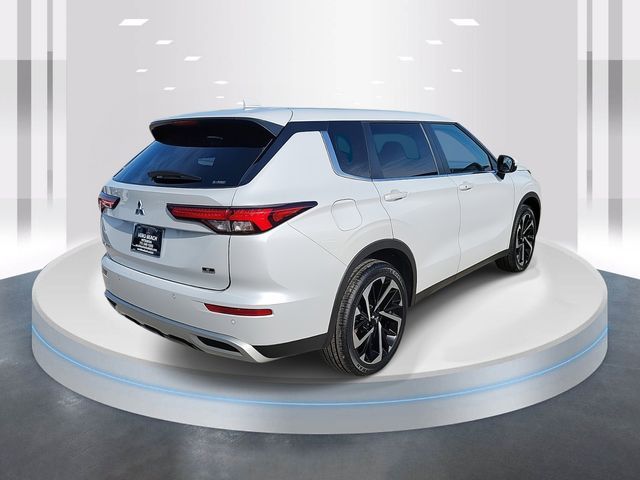 2023 Mitsubishi Outlander SE Special Edition