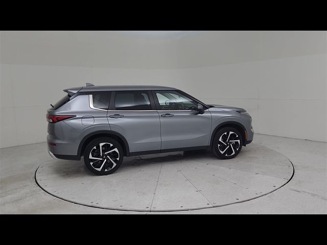 2023 Mitsubishi Outlander 