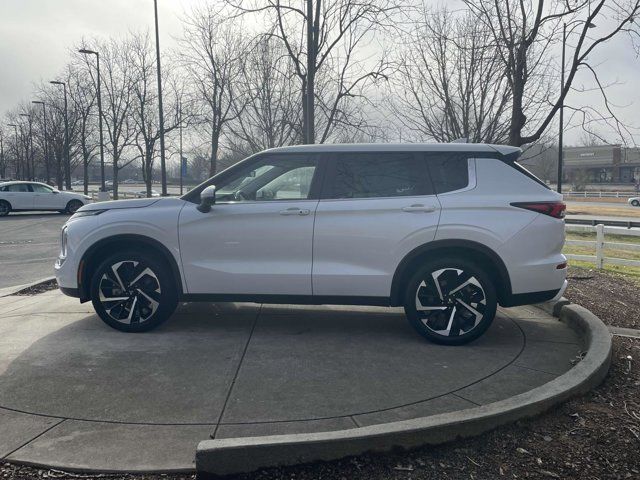 2023 Mitsubishi Outlander SE Special Edition