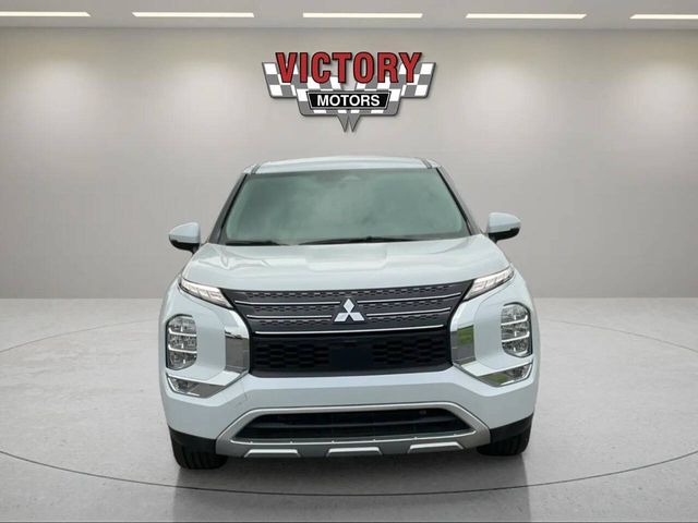 2023 Mitsubishi Outlander SE Special Edition