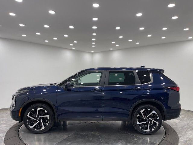 2023 Mitsubishi Outlander SE Special Edition