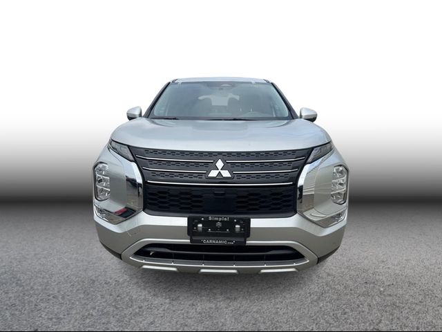 2023 Mitsubishi Outlander SE Special Edition