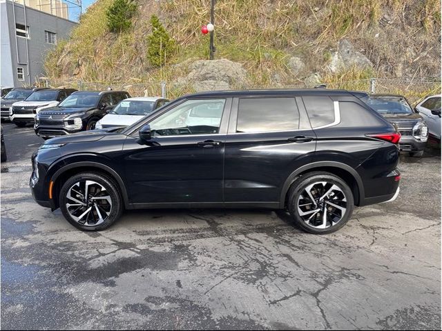 2023 Mitsubishi Outlander 