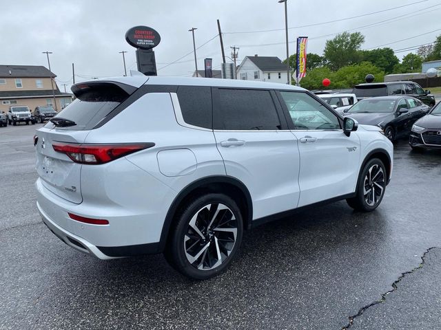 2023 Mitsubishi Outlander PHEV SE