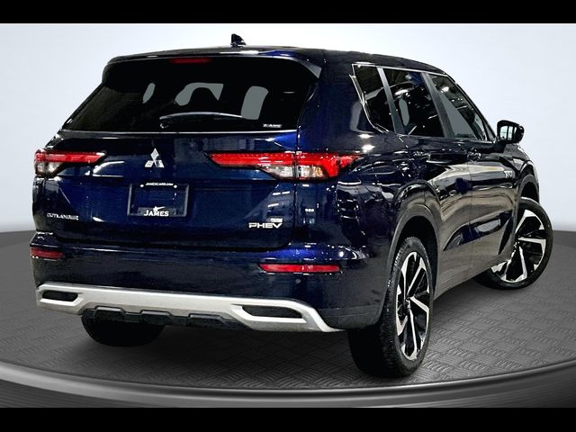 2023 Mitsubishi Outlander PHEV SE