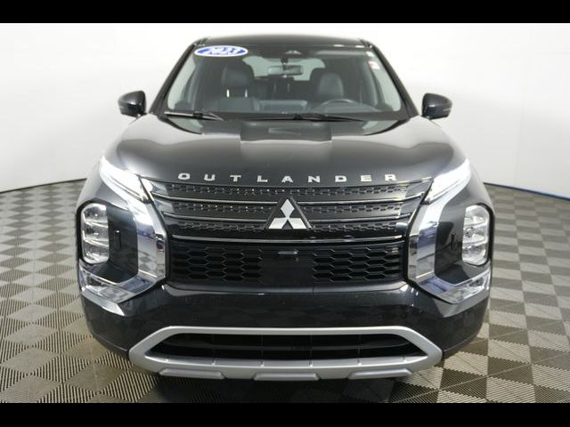 2023 Mitsubishi Outlander PHEV SE