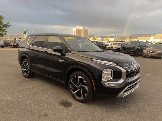 2023 Mitsubishi Outlander PHEV SE