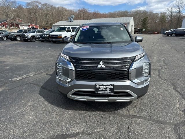 2023 Mitsubishi Outlander PHEV SE