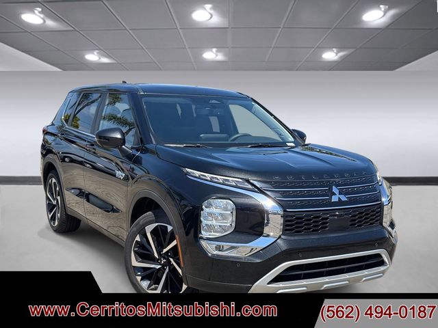 2023 Mitsubishi Outlander PHEV SE