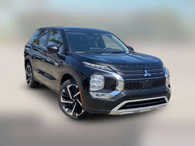 2023 Mitsubishi Outlander PHEV SE