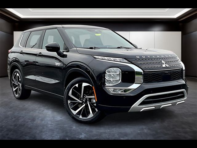 2023 Mitsubishi Outlander PHEV SE