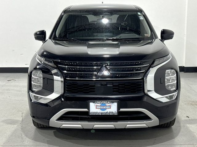 2023 Mitsubishi Outlander PHEV SE